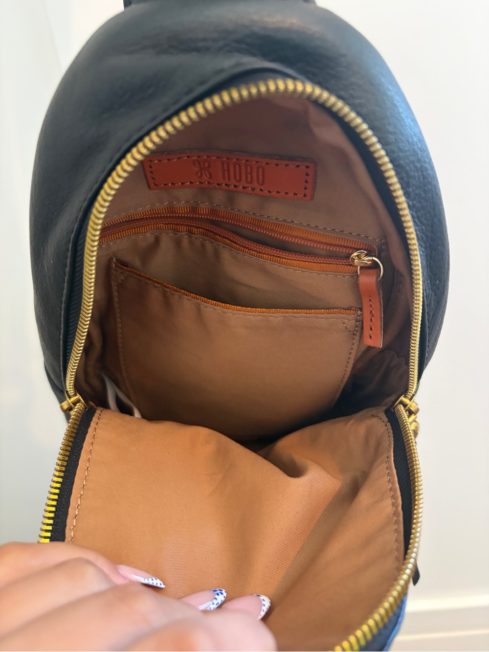 HOBO Fern Black Pebbled Leather Sling Bag - Picture 4 of 4